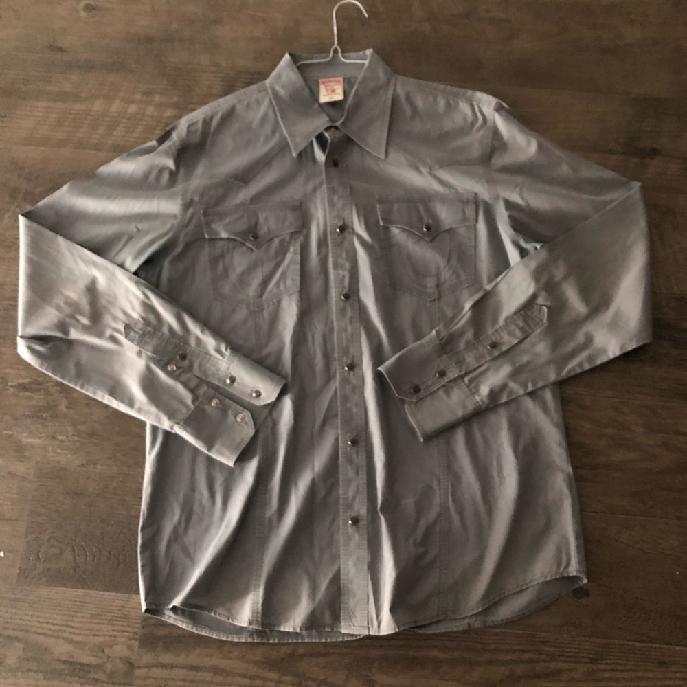 Men’s True Religion button down shirt.